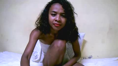 bella193999 online show from 5, 12, 2024