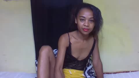 bella193999 online show from 28, 1, 2025