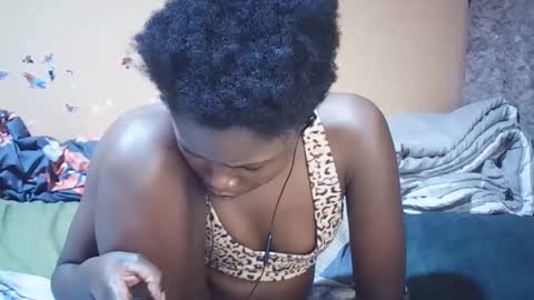 Bella online show from 23, 11, 2025