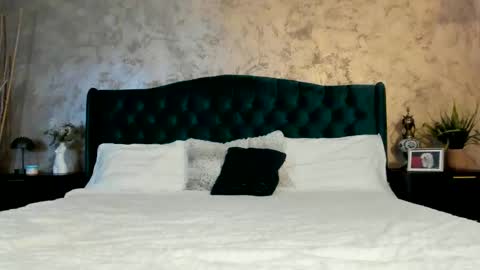 Goddesssophie online show from 11, 9, 2025