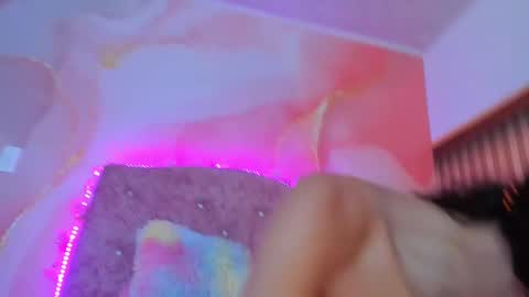 Snapshot of bella__sweets chatting on 2, 3, 2025 Melanie online show from 2, 3, 2025