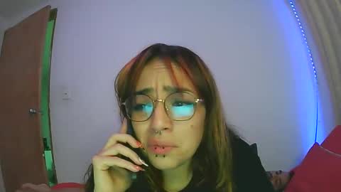 Snapshot of bella_and_koko chatting on 10, 1, 2026 bella_and_koko online show from 10, 1, 2026