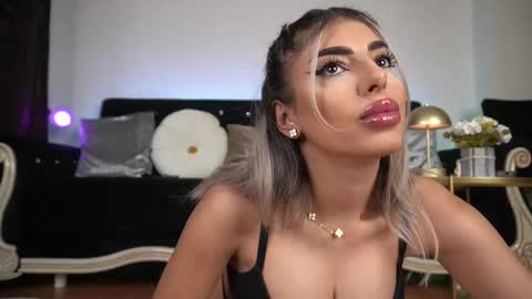 Emma  Bella online show from 19, 2, 2025