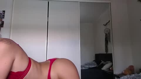 Bella online show from 8, 2, 2026