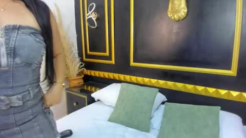 B E L L A online show from 5, 2, 2026