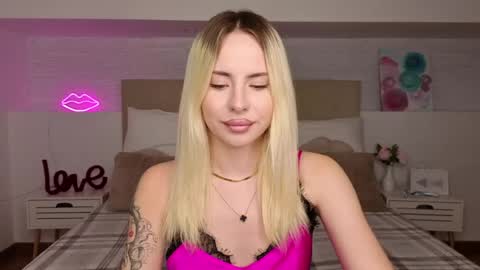 Snapshot of bella_crazyy chatting on 23, 4, 2026 Bella online show from 23, 4, 2026