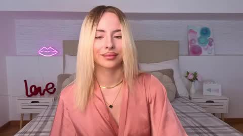 Snapshot of bella_crazyy chatting on 29, 4, 2026 Bella online show from 29, 4, 2026