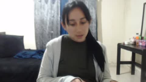 bella_luna34 online show from 25, 2, 2026