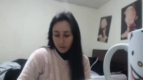 bella_luna34 online show from 13, 5, 2026