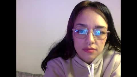 bella_mc online show from 12, 5, 2026