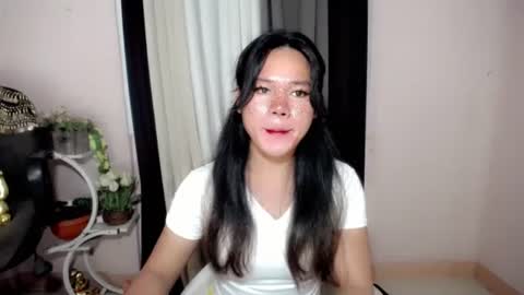 Snapshot of bella_ngo chatting on 9, 7, 2026 bella_ngo online show from 9, 7, 2026