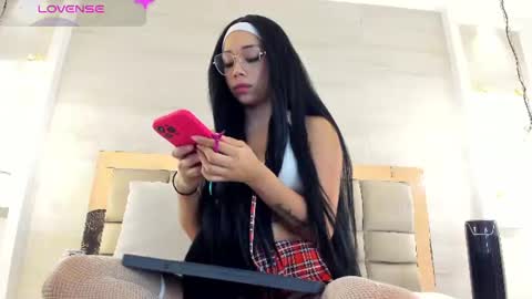 Snapshot of bella_novoa chatting on 4, 7, 2026 BELLA online show from 4, 7, 2026
