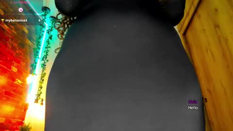 Snapshot of bella_ponce1 chatting on 24, 12, 2024 Bella Ponce online show from 24, 12, 2024
