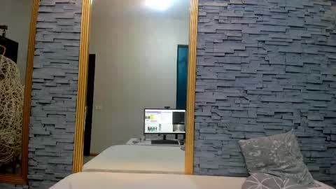 Snapshot of bella_posh chatting on 6, 3, 2025 bella_posh online show from 6, 3, 2025