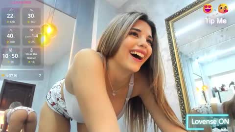 Snapshot of bella_posh chatting on 15, 10, 2025 bella_posh online show from 15, 10, 2025