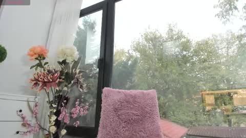 Snapshot of bella_posh chatting on 23, 10, 2025 bella_posh online show from 23, 10, 2025