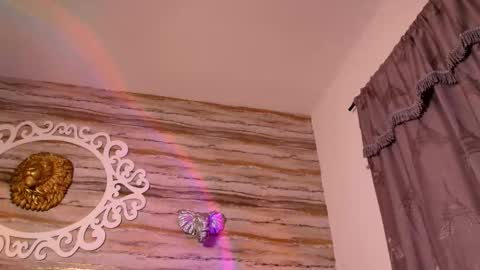     online show from 4, 10, 2025