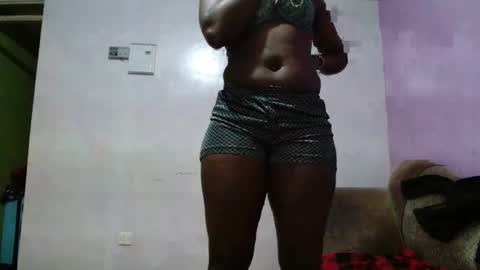 Snapshot of bella_sky_ chatting on 13, 2, 2026 Sky online show from 13, 2, 2026