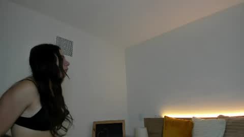 Bella online show from 24, 6, 2026
