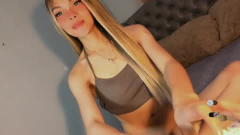 Snapshot of bella_tara chatting on 26, 6, 2026 Bella online show from 26, 6, 2026