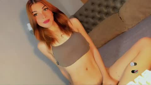 Snapshot of bella_tara chatting on 8, 8, 2026 Bella online show from 8, 8, 2026