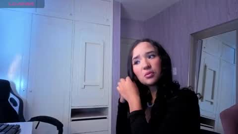 Bella online show from 6, 5, 2026