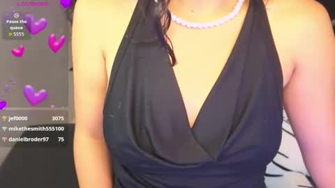 Bella online show from 10, 5, 2026