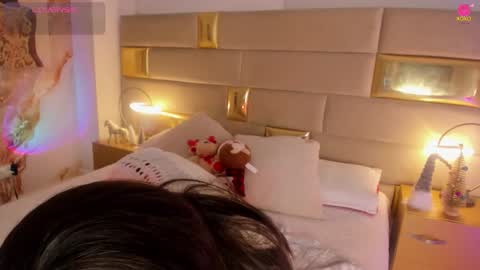 Bella Becca  online show from 5, 12, 2025