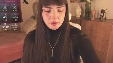 Bella  online show from 18, 12, 2025