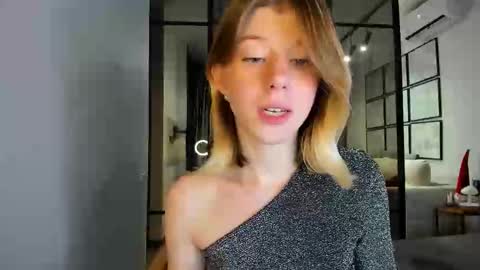 bellacams27 online show from 6, 10, 2025