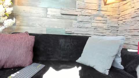 Belle Claire  online show from 21, 3, 2026