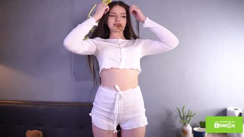 Bella I took a vacation and Ill be back on December 18th So dont lose me To keep in touch I have a TG -  you can find below online show from 30, 1, 2025