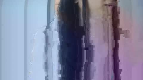 bellacrystall online show from 9, 3, 2025