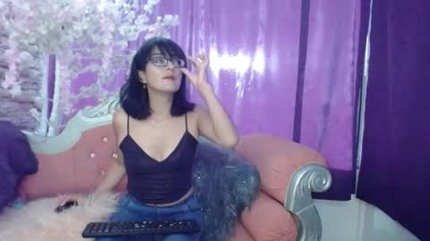 Anabella online show from 9, 9, 2025