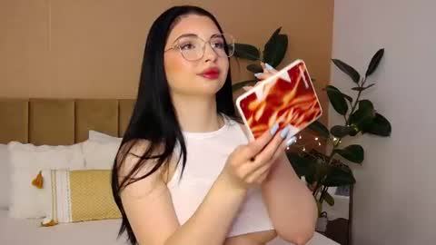 Snapshot of bellahere chatting on 29, 6, 2026 Diana online show from 29, 6, 2026