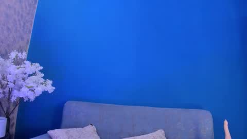 Snapshot of bellamariex chatting on 12, 11, 2025 Bella Marie online show from 12, 11, 2025