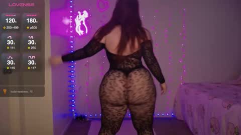 Bella Monroe online show from 26, 2, 2026