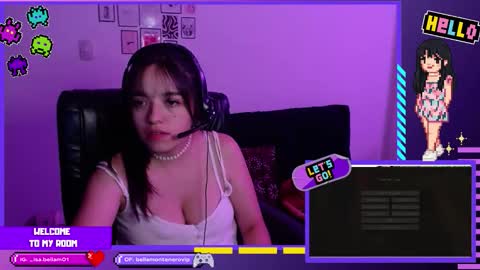 Snapshot of bellamoteluna chatting on 17, 9, 2025 Bella Monteluna online show from 17, 9, 2025