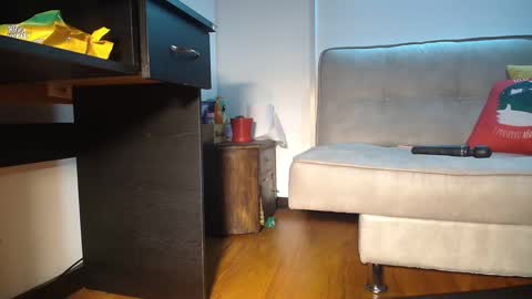 Camille  online show from 14, 12, 2024