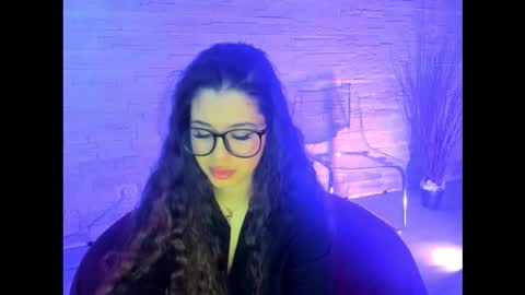 BellaNoir  online show from 3, 2, 2026