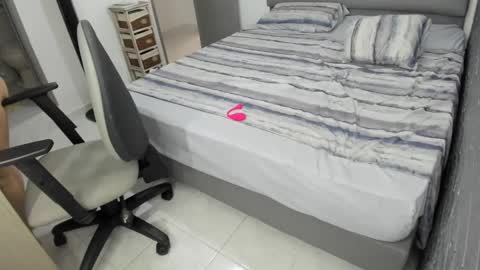 Snapshot of bellaprettty chatting on 29, 1, 2025 Bella Angelycal online show from 29, 1, 2025