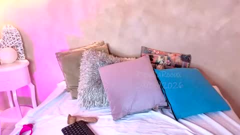 bellarooux online show from 29, 5, 2026
