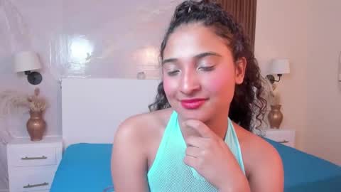 Snapshot of bellasky4 chatting on 20, 9, 2025 Bella online show from 20, 9, 2025