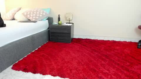 Bella Wild online show from 18, 3, 2026