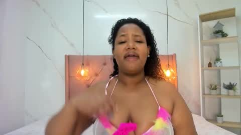 Snapshot of belle_brunette chatting on 15, 3, 2026 belle online show from 15, 3, 2026