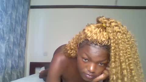 Snapshot of belle_bubbles chatting on 5, 1, 2026 bubbles online show from 5, 1, 2026