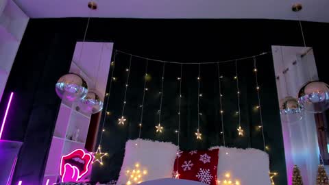 Kim online show from 6, 1, 2025