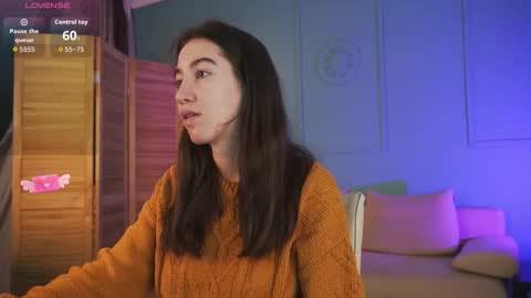 Snapshot of belle_via chatting on 1, 12, 2025 Bella online show from 1, 12, 2025