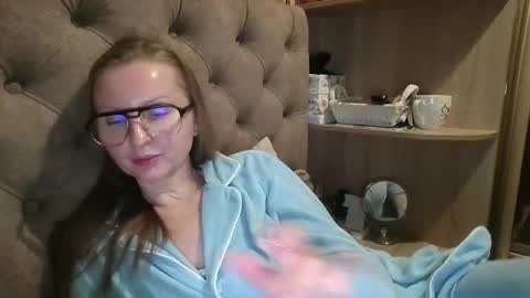 Amelia online show from 4, 11, 2025