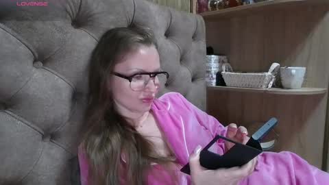 Snapshot of belleamiee chatting on 7, 4, 2026 Amelia online show from 7, 4, 2026